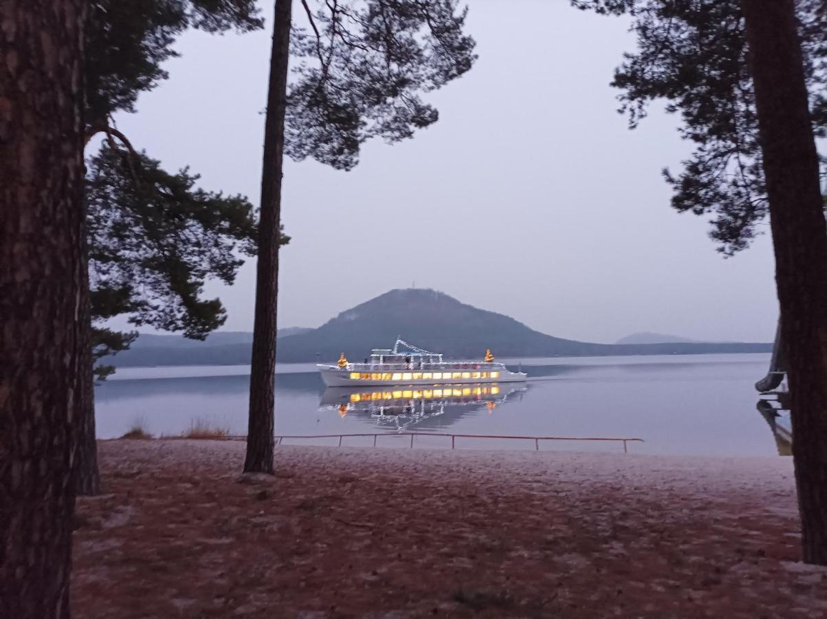 Penzion Diana Machovo Jezero Staré Splavy Zewnętrze zdjęcie